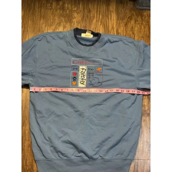 VTG Cats Are Family Too Sweatshirt Blue Cat Lover Graphic Pullover grannycore L - Picture 3 of 7